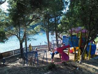 Апартаменты One-bedroom apartment near the sea -Mediterranean courtyard Петровац Апартаменты-6