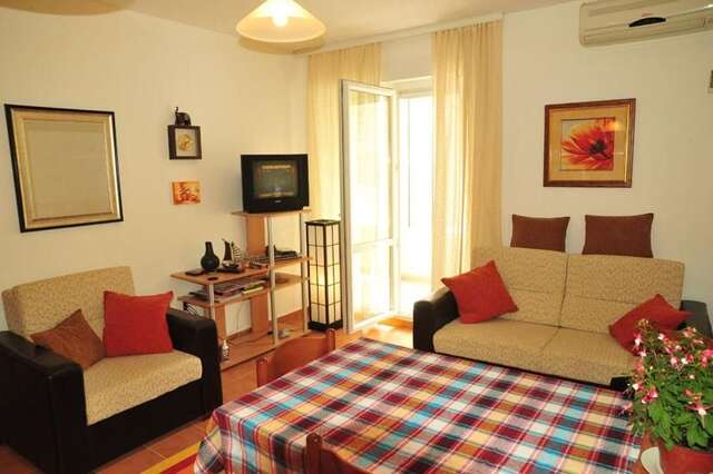 Апартаменты One-bedroom apartment near the sea -Mediterranean courtyard Петровац-38